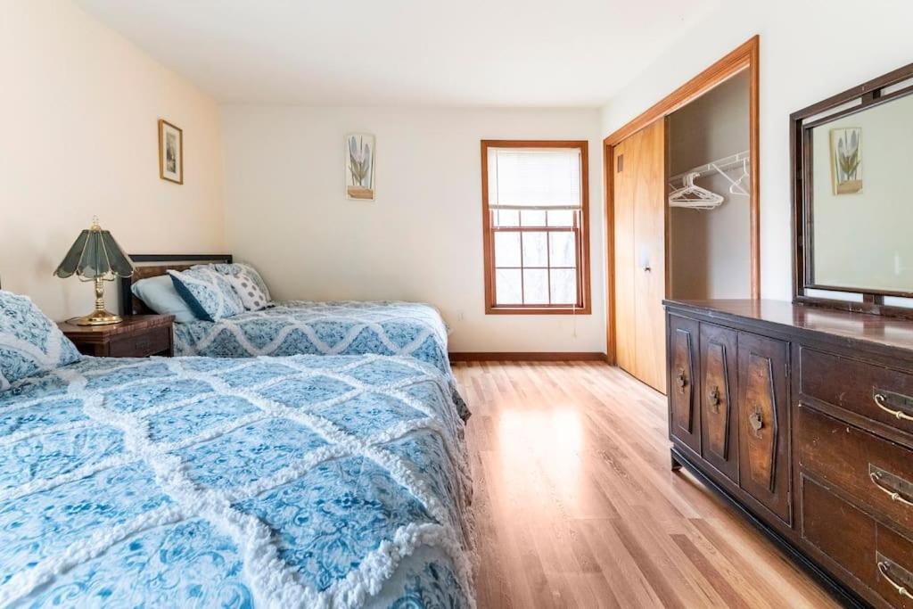 Cheerful Pocono Home Away From Home Albrightsville ภายนอก รูปภาพ